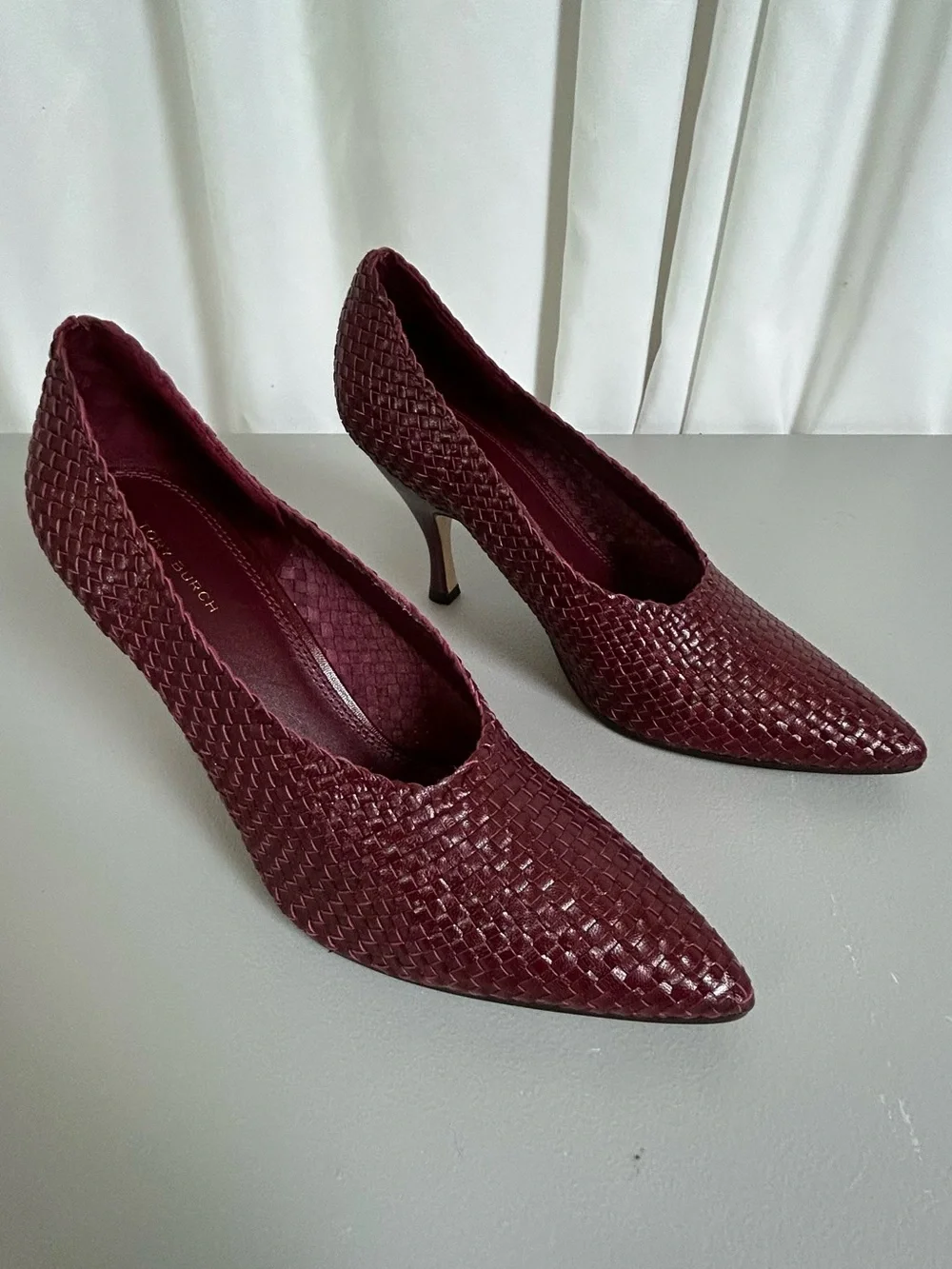 Tory Burch Women's Burgundy Woven Pointed-Toe Heels size 9M